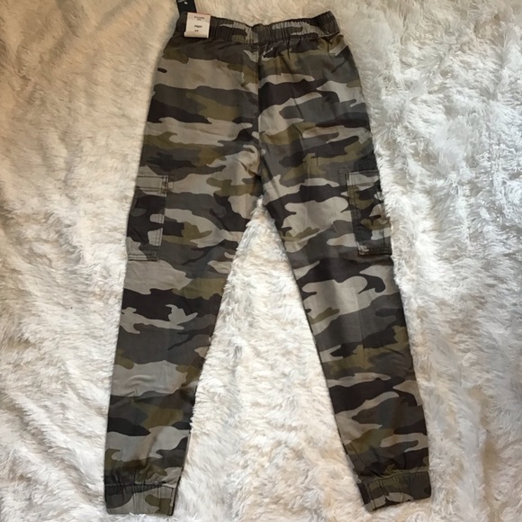 NWT Abercrombie Kids Camo Joggers 13/14 - Picture 2 of 3